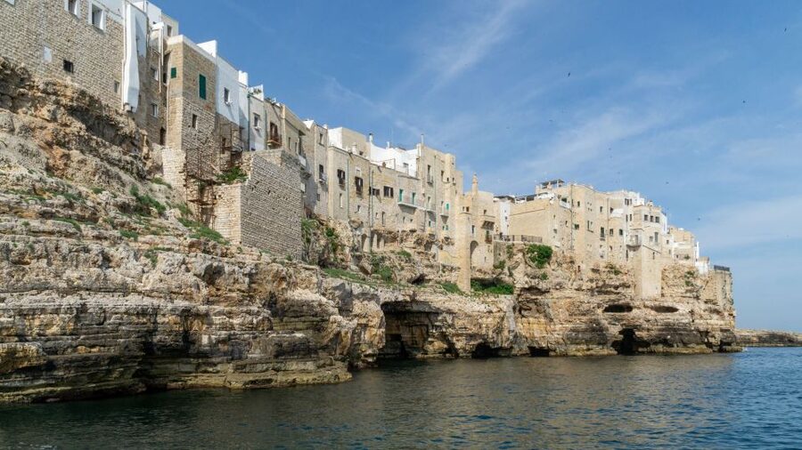 Polignano a Mare: 2-Hour Sea Cave Exploration Private Cruise - Two hours of cave-and-coast time that actually feels like a mini adventure