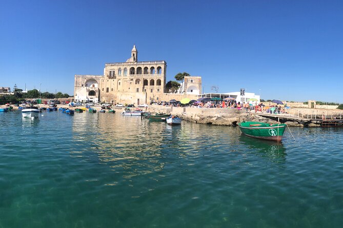 Polignano a Mare boat tour emotions, caves, diving and appetizers - Meeting at Via S. Vito: What You Need Before You Step On Board