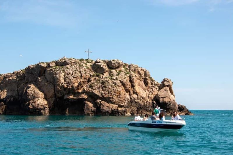 Polignano a Mare: Boat Tour with Prosecco and Snacks - The 1.5-hour format: why this boat tour works