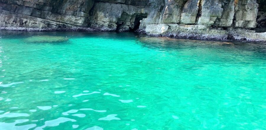 Polignano a Mare: Boat Trip, Swim & Cave with Aperitif - The swim stop at Cala Paguro (and why the timing matters)