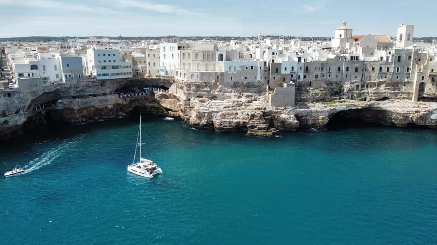 Polignano a Mare: Catamaran Tour with Aperitif & Local Food - What’s included in the aperitivo (and what to expect from it)