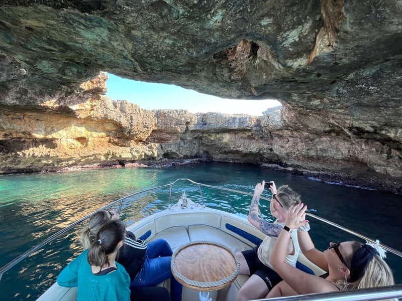 Polignano: Guided Coastline & Caves Cruise with Swim Break - Grottos and sea caves: what to look for at each named stop