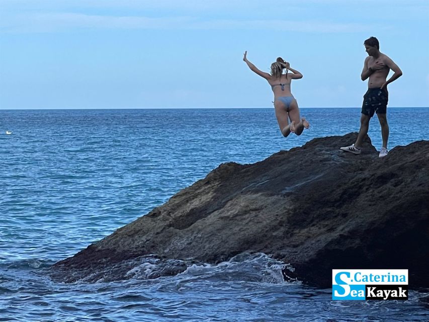 Polignano kayak tour + swimming stop in cave - Lama Monachile Bay: the view that makes the whole trip make sense