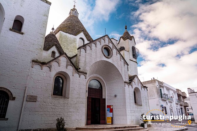 Private walking tour in Alberobello - Meeting point and how the walk is set up