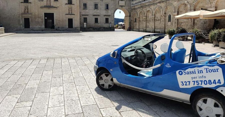Sassi in Tour with Twingo cabriolet - Step inside Church of San Pietro Caveoso