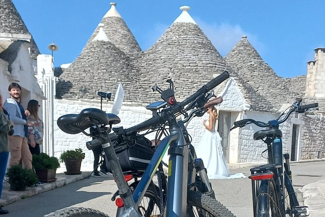 Tour Ebike Trulli Alberobello - Meeting in Martina Franca: where your day starts
