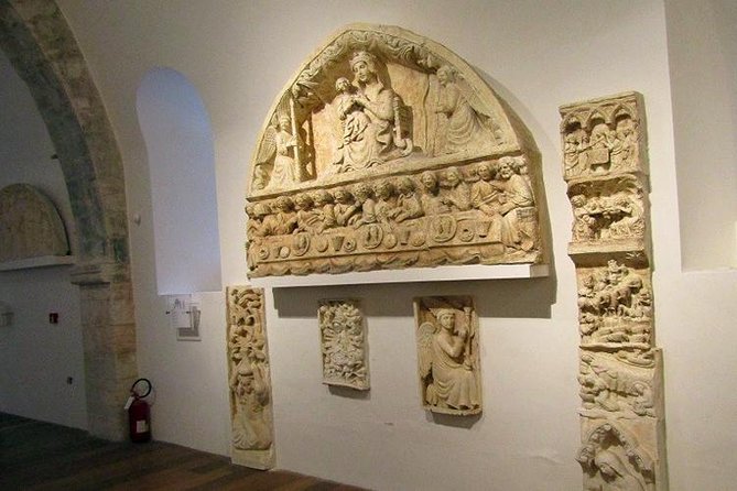 Tour of the fortifications of Bari: the defenses of the city and their history - Walking the Wall of Bari Vecchia from Via Venezia