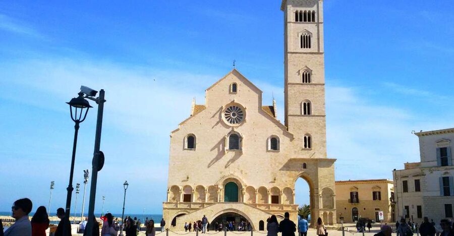 Trani: Private Walking Tour - Trani in Two Hours: what this private walk is really like