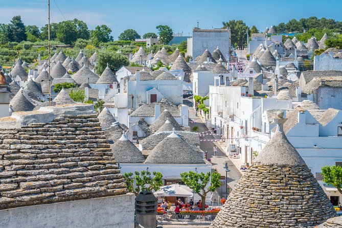 Visita guidata dei Trulli di Alberobello - Sant’Antonio di Padova: Panoramic Views at the City’s Highest Point