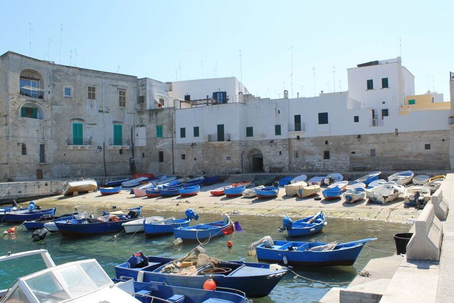 Walking Tour In The Wonderful Monopoli - Why Monopoli hits hard on a short walking tour