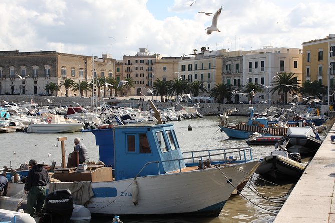 Walking tour Trani - Romanesque Cathedral inside and out: the part that really sticks